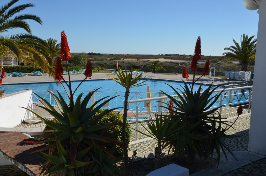 Cabanas De Tavira Apartment ภายนอก รูปภาพ